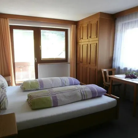Felsblick Bed and Breakfast *